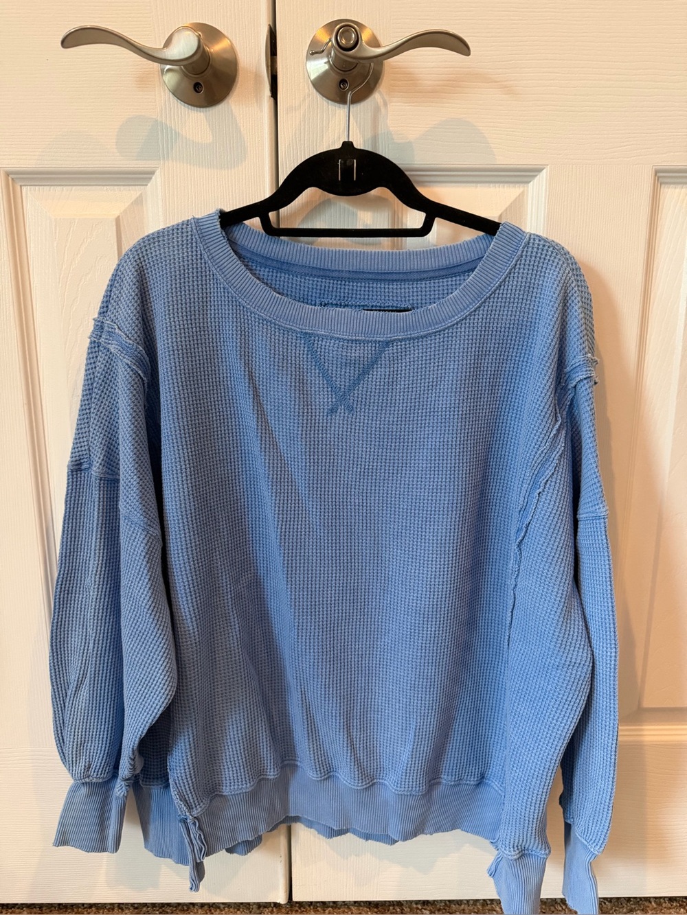 American Eagle Women’s Blue Waffle-Knit Crewneck S